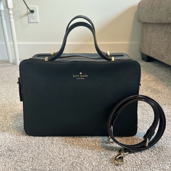 Kate Spade New York large black crossbody - Picture 1 of 5